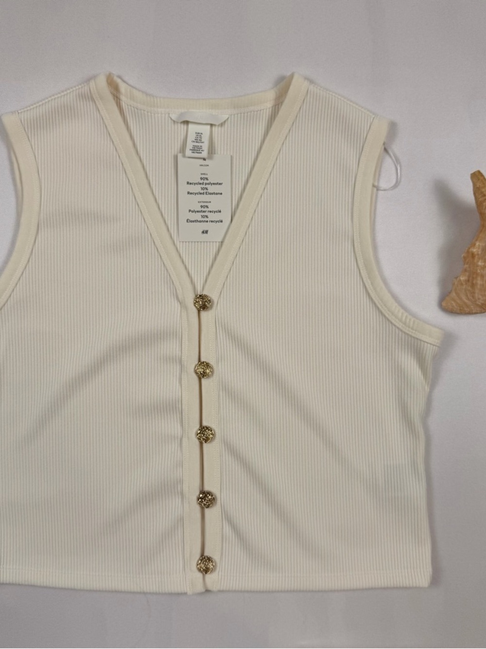 NWT H&M Cream Ribbed V-Neck Tank with Decorative Gold Buttons